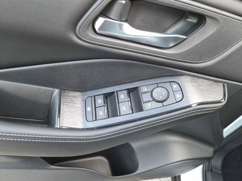 New 2026 Nissan Rogue SV image 19