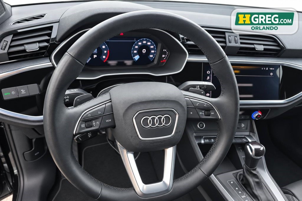Used 2023 Audi Q3 2.0T Premium w/ Black Optic Sport Package AWD/4WD image 13