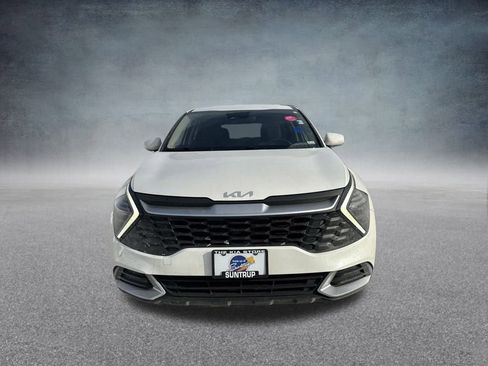 Used 2024 Kia Sportage LX image 10