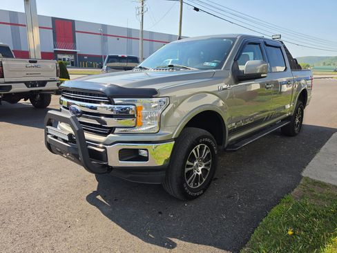 Used 2019 Ford F150 Lariat w/ Trailer Tow Package AWD/4WD image 8