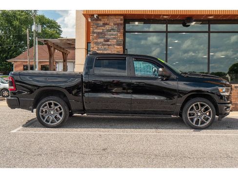 Used 2019 RAM 1500 Sport w/ Level 2 Equipment Group AWD/4WD image 2