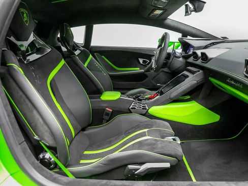 Used 2024 Lamborghini Huracan Tecnica RWD image 12
