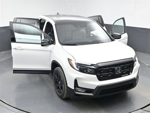 New 2026 Honda Ridgeline Black Edition image 53
