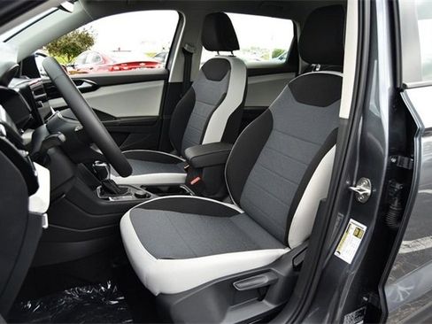 New 2025 Volkswagen Taos S image 19