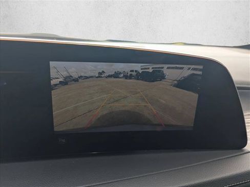Used 2025 Cadillac XT4 Premium Luxury FWD image 9