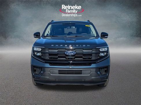 New 2025 Ford Expedition Max Active image 2