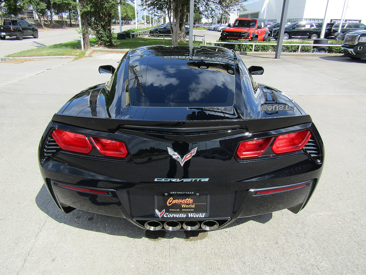 Used 2017 Chevrolet Corvette Stingray Coupe w/ 3LT Preferred Equipment Group RWD image 6