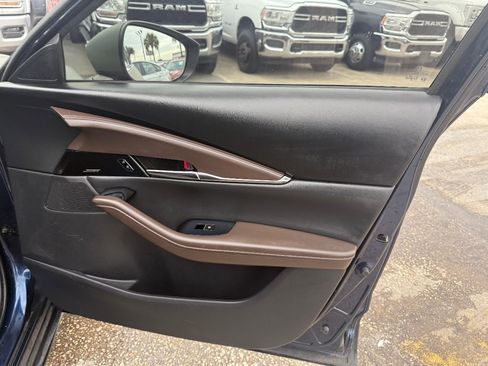 Used 2020 MAZDA CX-30 FWD w/ Premium Package image 11