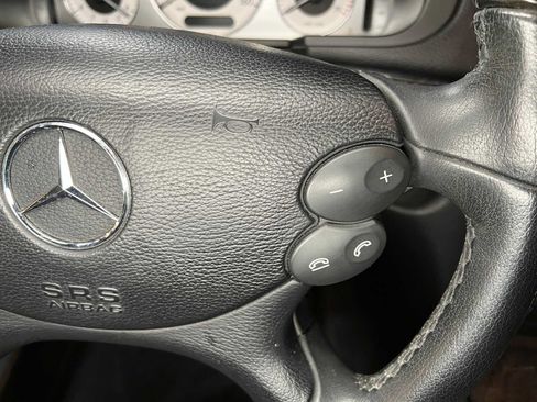 Used 2008 Mercedes-Benz E 350 4MATIC Sedan image 28