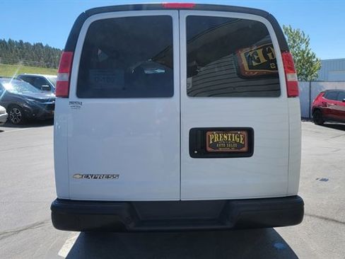 Used 2023 Chevrolet Express 3500 LS RWD image 7