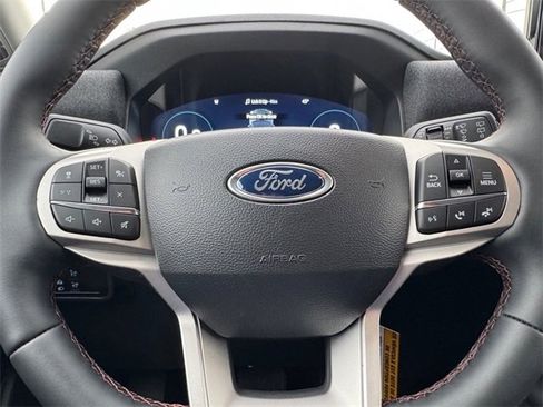 New 2026 Ford Explorer Active image 18