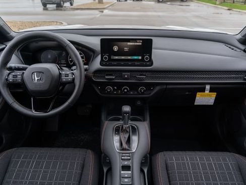 Used 2023 Honda HR-V Sport image 15