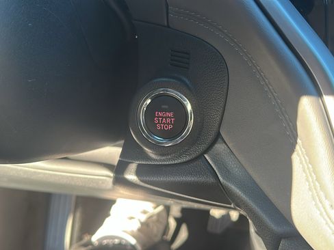 Certified 2025 Subaru Outback Onyx Edition XT w/ Popular Package #2 image 14