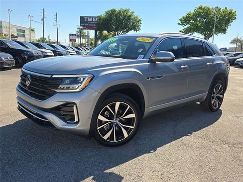 Used 2025 Volkswagen Atlas Cross Sport SEL Premium R-Line image 32