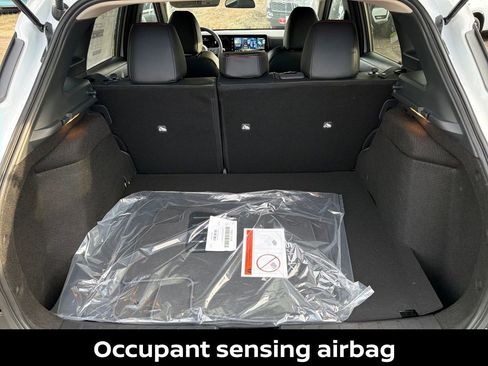 New 2026 Nissan Kicks SR w/ Cold Weather Package AWD/4WD image 28