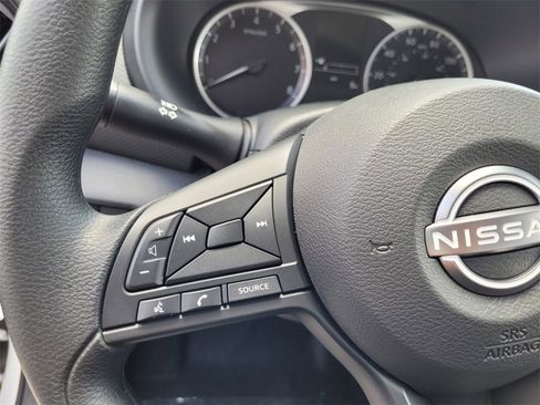 New 2025 Nissan Kicks Play S w/ Interior Electronics Package image 19