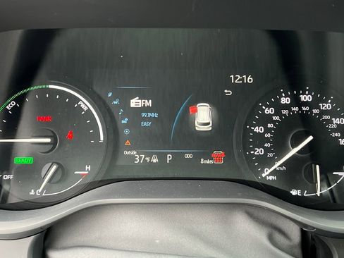 New 2026 Toyota Sienna LE image 15