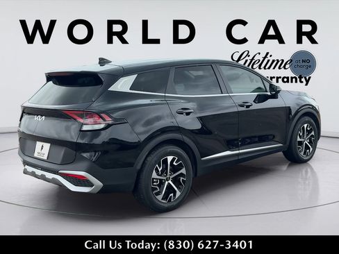 Used 2025 Kia Sportage EX FWD image 3