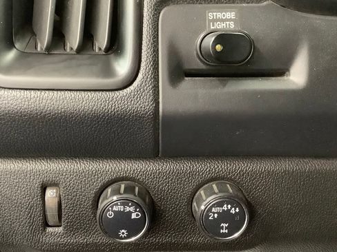 Used 2020 Chevrolet Colorado LT w/ Safety Package AWD/4WD image 14