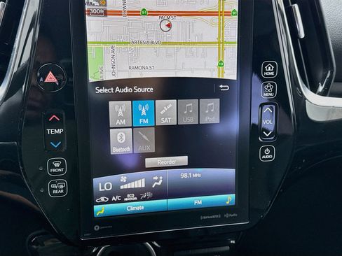 Used 2022 Toyota Prius Prime XLE FWD image 11