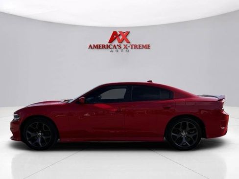 Used 2019 Dodge Charger GT RWD image 2