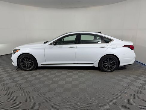 Used 2018 Genesis G80 3.3T Sport RWD image 2