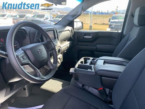 Used 2020 Chevrolet Silverado 1500 Custom Trail Boss w/ Custom Convenience Package image 20