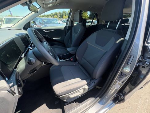 Used 2026 Kia Niro LX FWD image 34