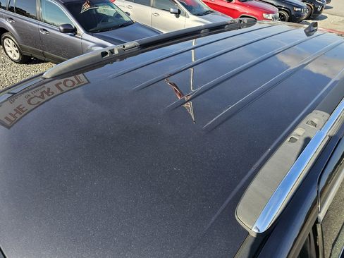 Used 2017 Chrysler Pacifica Touring-L Plus image 18