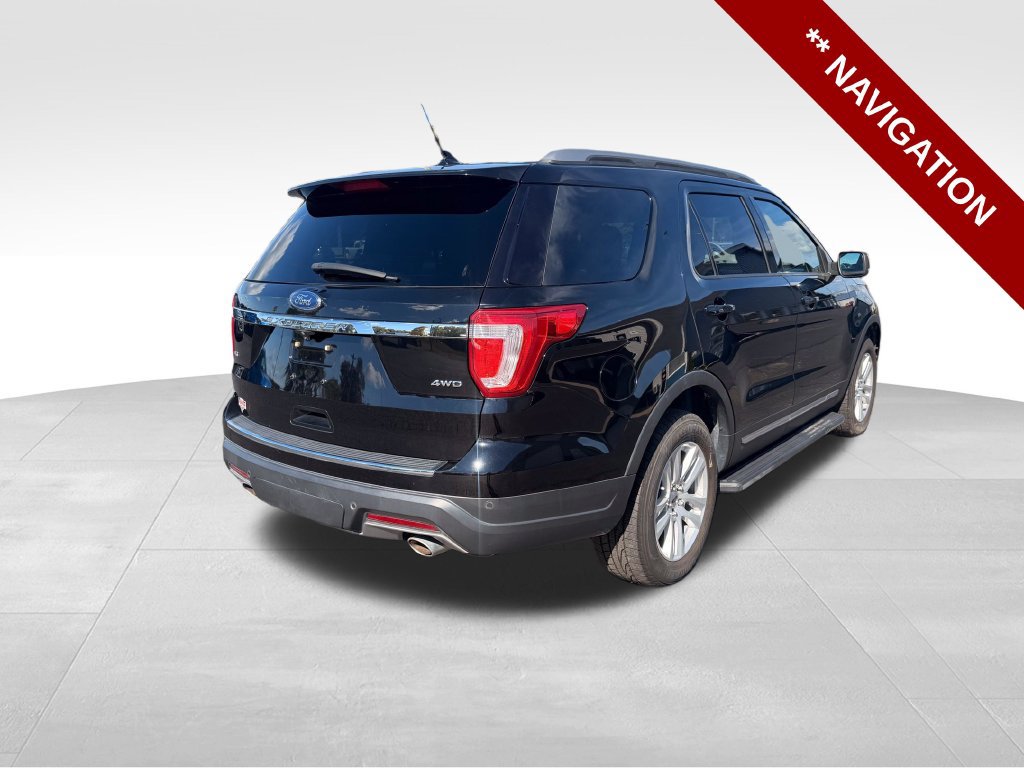 Used 2018 Ford Explorer XLT w/ Equipment Group 201A AWD/4WD image 7