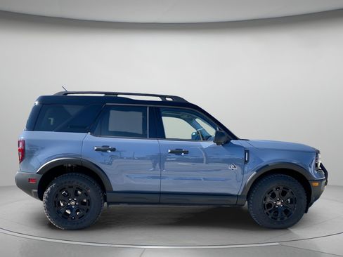 New 2025 Ford Bronco Sport Outer Banks w/ Sasquatch Outer Banks Package AWD/4WD image 2