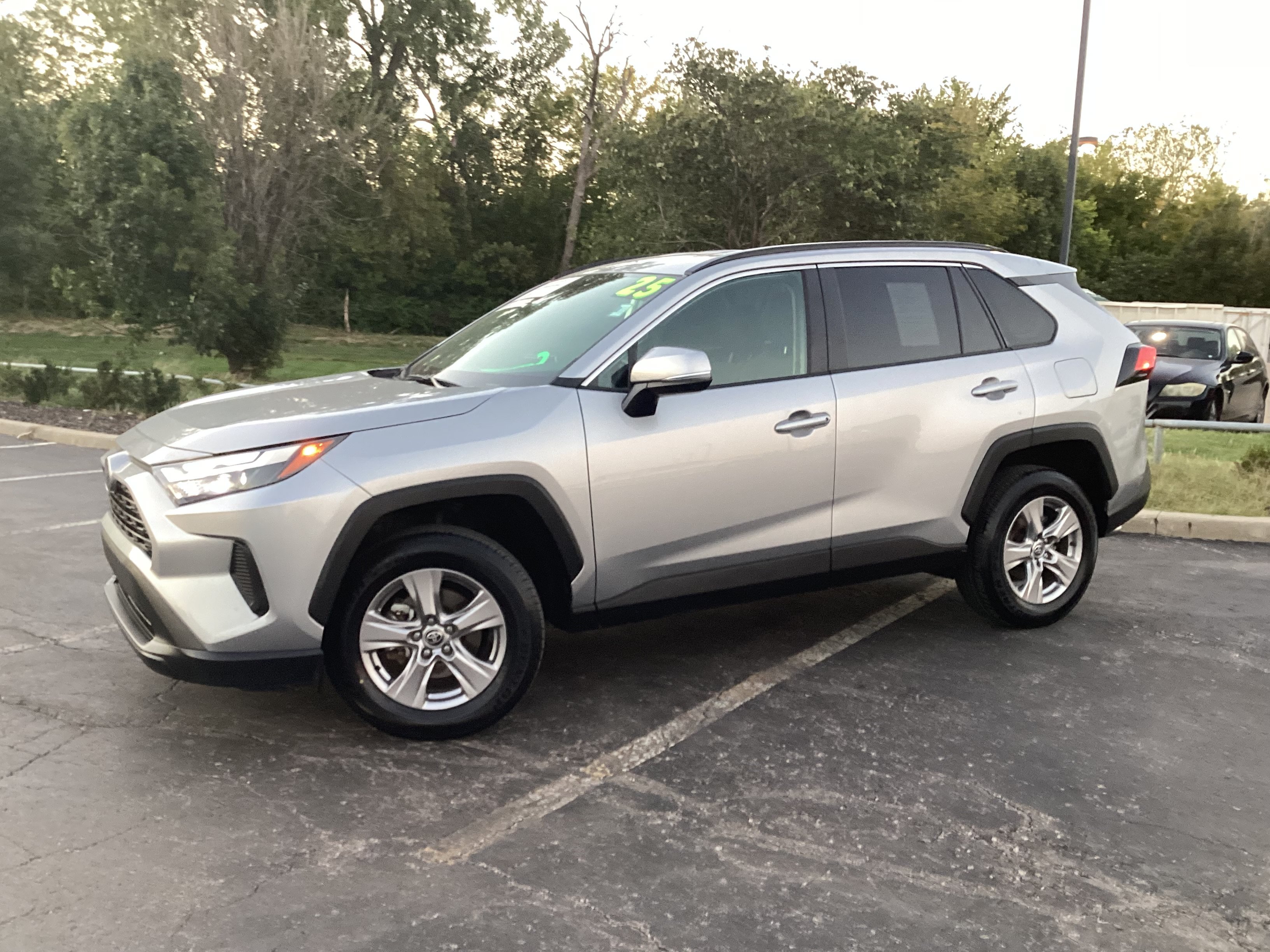 Certified 2025 Toyota RAV4 XLE FWD image 19
