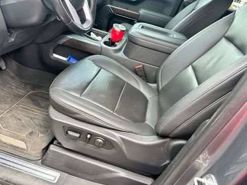 Used 2021 GMC Sierra 1500 SLT w/ SLT Premium Plus Package AWD/4WD image 39