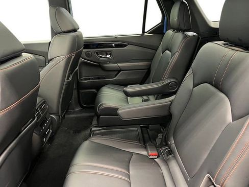 New 2025 Honda Pilot TrailSport image 29