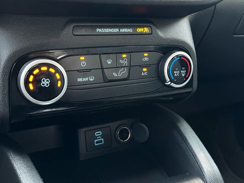 Used 2021 Ford Escape S image 26