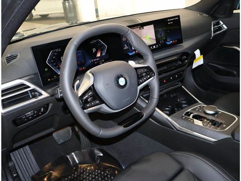 Used 2026 BMW 330i Sedan w/ Convenience Package RWD image 11