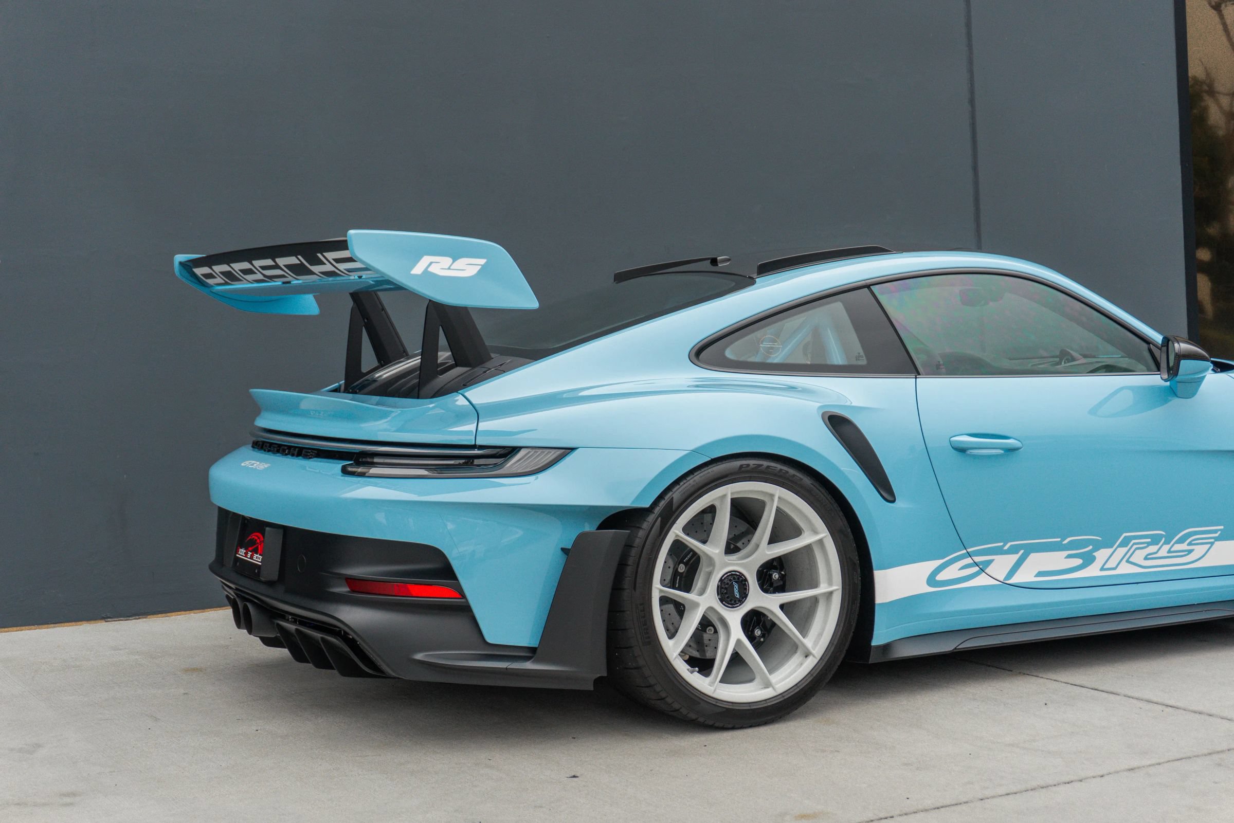 Used 2024 Porsche 911 GT3 RS RWD image 39