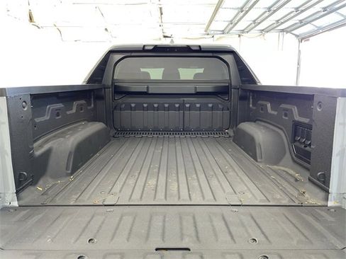 New 2025 Chevrolet Silverado EV RST image 15