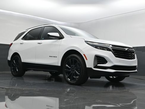 Used 2022 Chevrolet Equinox RS AWD/4WD image 37