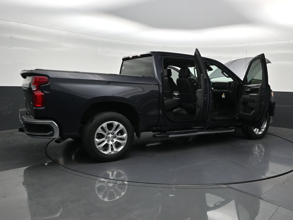 Used 2022 Chevrolet Silverado 1500 LTZ RWD image 32