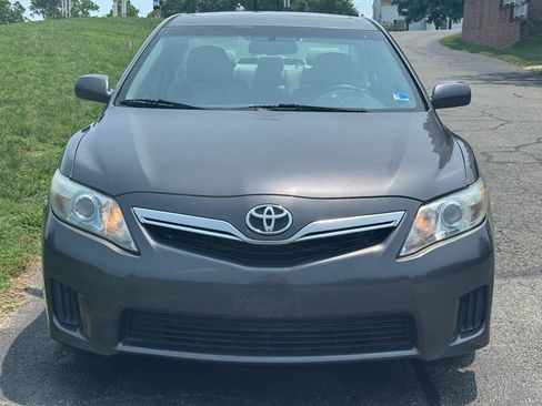 Used 2010 Toyota Camry Hybrid FWD image 5