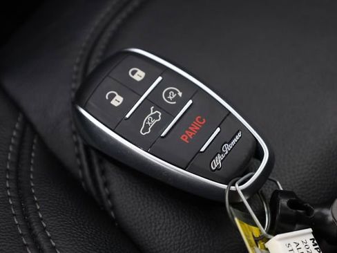 Used 2023 Alfa Romeo Stelvio Ti w/ Active Assist Plus Package image 29