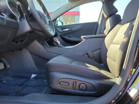 Used 2024 Chevrolet Malibu LT image 16