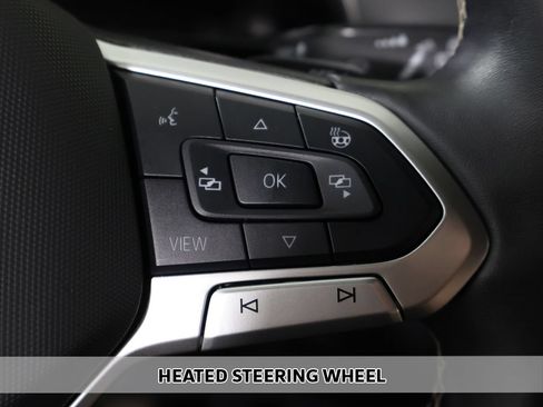 Used 2025 Volkswagen Atlas Cross Sport SE AWD/4WD image 6