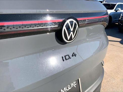 New 2025 Volkswagen ID.4 Pro S AWD/4WD image 9