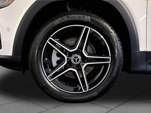 New 2026 Mercedes-Benz GLB 250 4MATIC image 17