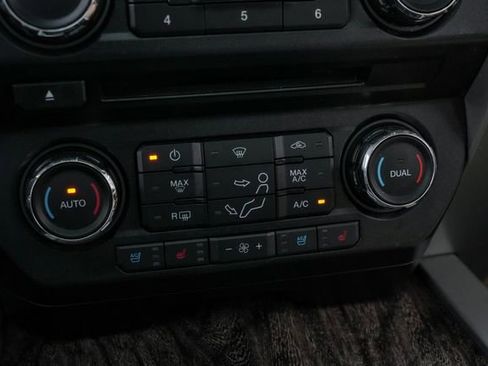 Used 2017 Ford F250 Lariat w/ Lariat Ultimate Package image 51