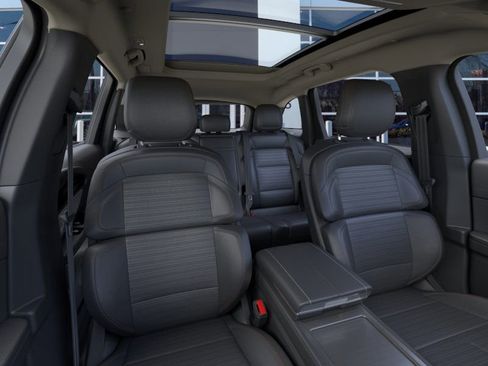 New 2026 Lincoln Nautilus Reserve image 10