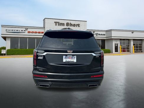 Used 2023 Cadillac XT6 Sport image 4