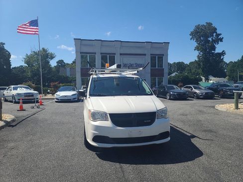 Used 2013 RAM C/V Tradesman image 1